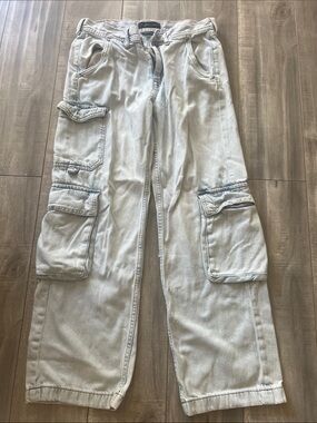 Aeropostale Pale Blue Cargo Pants
